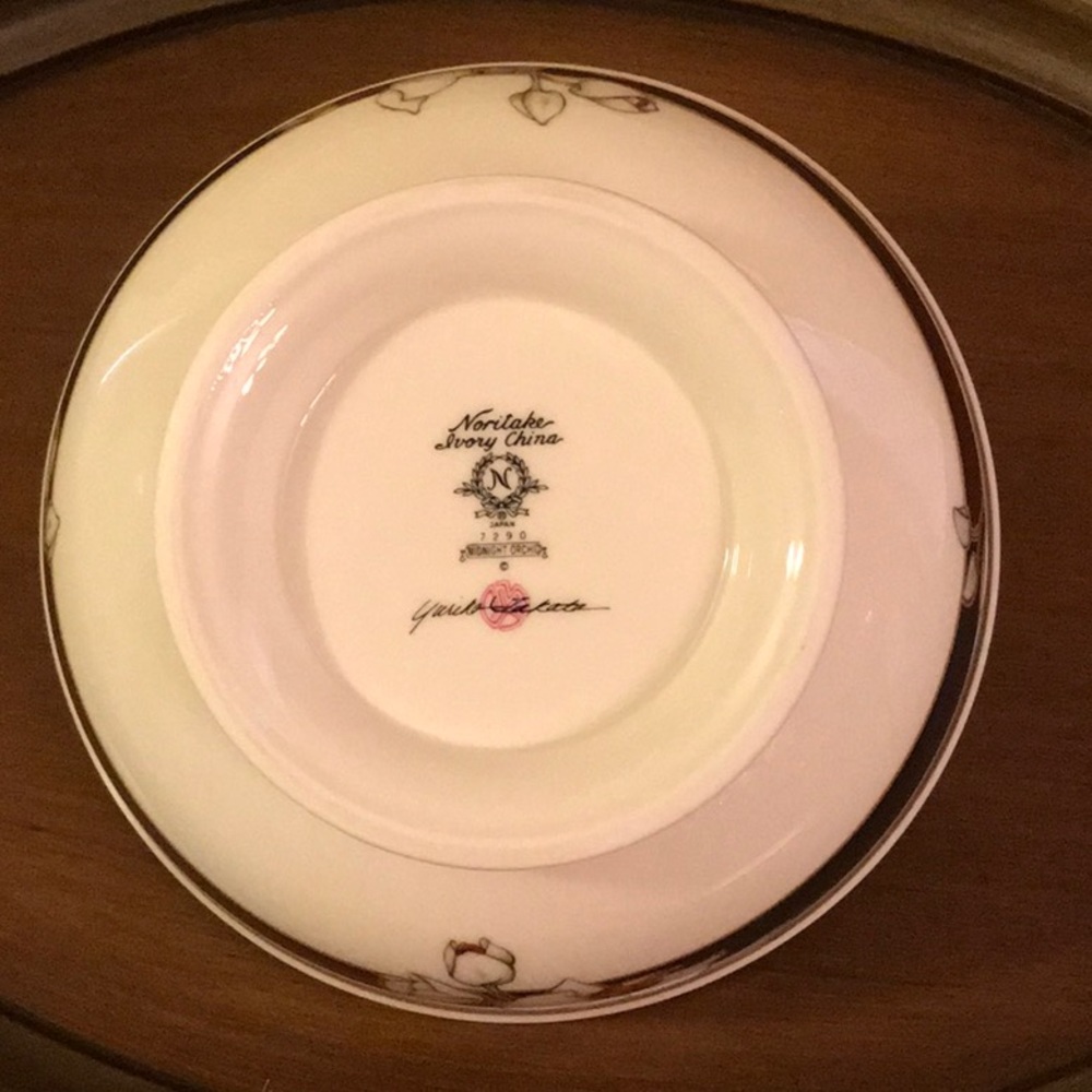 NWOB Noritake Ivory China Midnight Orchid Bowl